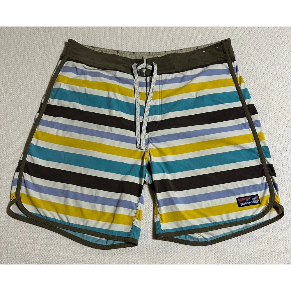 Patagonia Scallop Hem Stretch Wavefarer Boardshorts Size 36